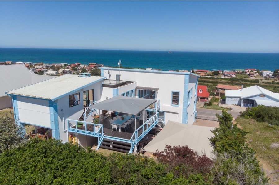 8 Bedroom Property for Sale in Tergniet Western Cape